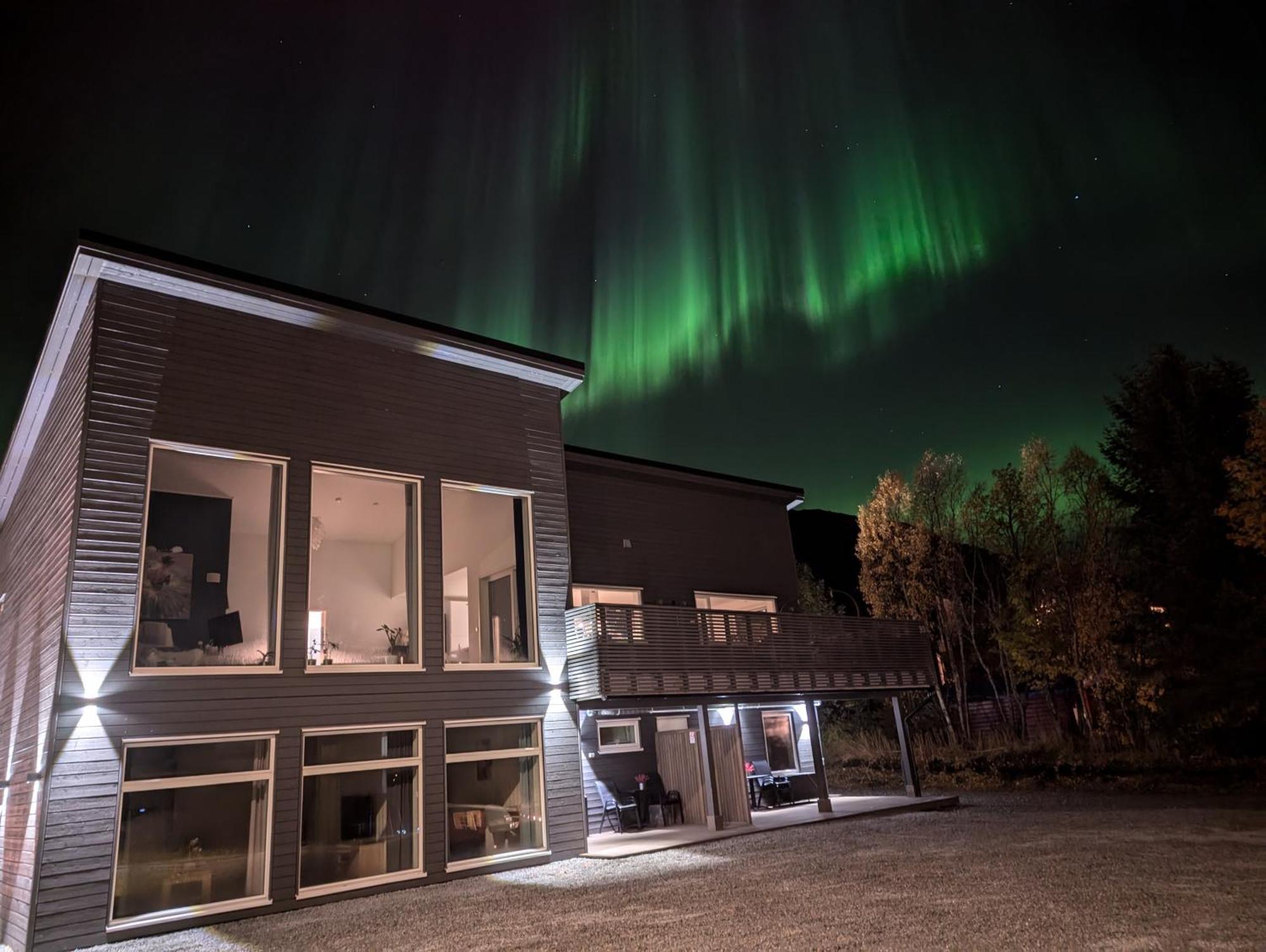 The House Of Aurora II Apartment Tromso Exterior photo